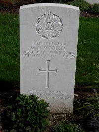 Klagenfurt War Cemetery - Woolley, W E